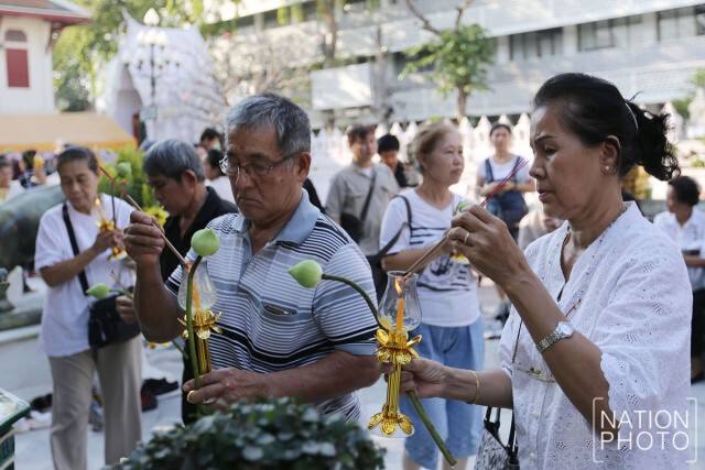 เวียนเทียน... ที่วัดราชบพิธสถิตมหาสีมาราม