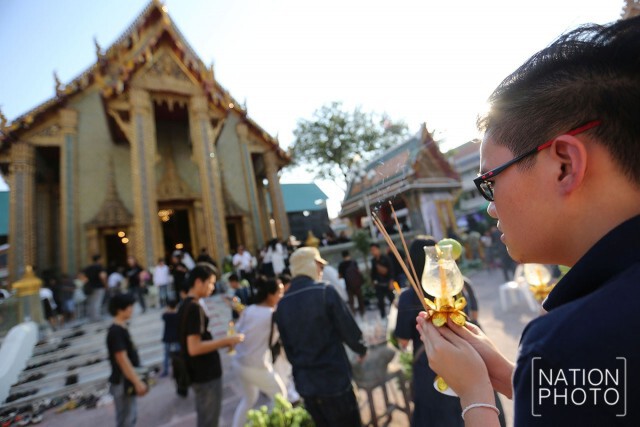 เวียนเทียน... ที่วัดราชบพิธสถิตมหาสีมาราม