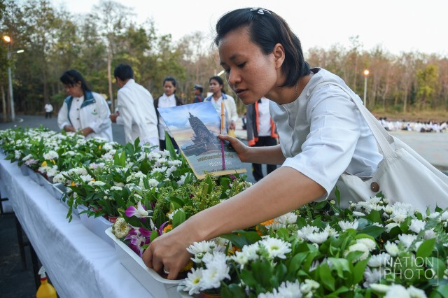 พุทธศาสนิกชนบุรีรัมย์ ร่วมสวดมนต์ เนื่องในวันมาฆบูชา