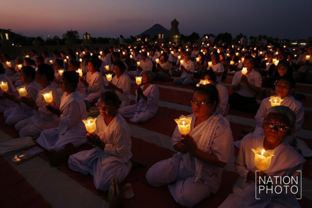 เวียนเทียน...ที่วัดทิพย์สุคนธาราม กาญจนบุรี