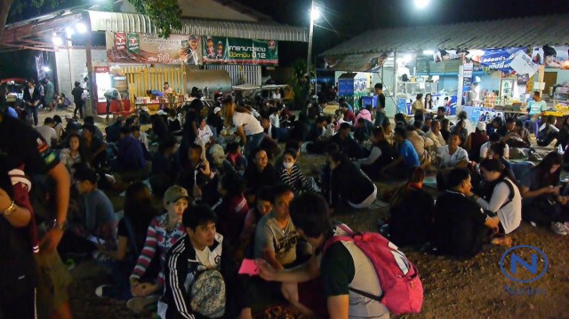 ปชช.แห่ขึ้นเขาคิชฌกูฎ นมัสการ"รอยพระพุทธบาทพลวง"
เฉพาะช่วงเช้ากว่าห้าหมื่นคน