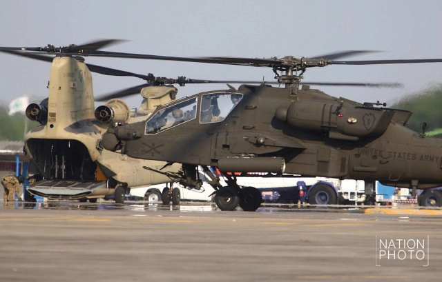 "เอเอช-64 อาปาเช่" เฮลิคอปเตอร์จู่โจม พร้อมฝึกคอบร้าโกลด์