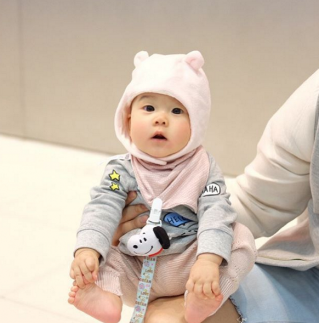 "เป่าเปา" ขวัญใจโซเชียล
โพสต์ภาพทีไร ยอดไลค์มาตรึม