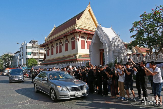 ปชช.ถวายสักการะ สมเด็จพระมหามุนีวงศ์ ในพิธีสถาปนาสมเด็จพระสังฆราช องค์ที่ 20