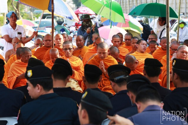 นาทีต่อนาที 18 ชม.
ปฏิบัติการจับ "ธัมมชโย" วันนี้ไม่เจอ พรุ่งนี้ 8 โมงลุยใหม่!