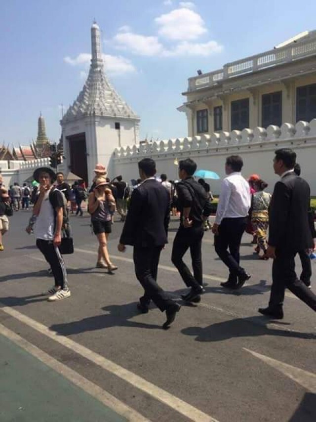ชาวเน็ตแชร์ภาพ "ซงจุงกิ" เดินทางไปสนามหลวง