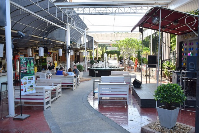 Vabua Restaurant ร้านอาหารไทย-ซีฟู้ด เปิดตลอด 24 ชั่วโมง ลาดพร้าว 130