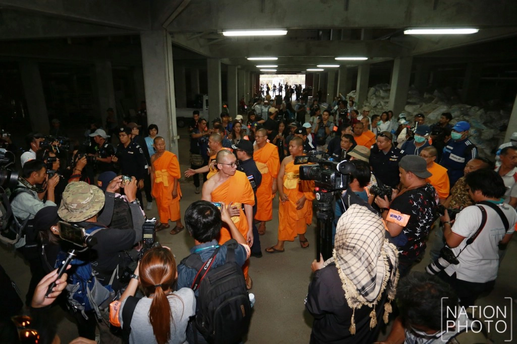 ภาพชุด  อุโมงค์ยักษ์ ยาว 3 กม. "ธรรมกาย"