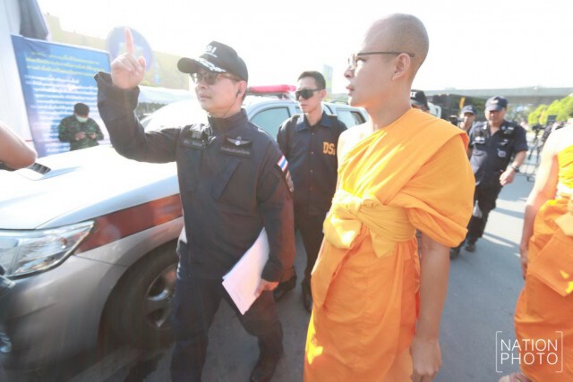 "ดีเอสไอ" ค้นวัดธรรมกาย วันที่ 2