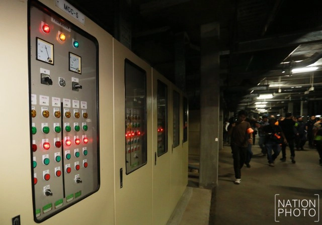 ภาพชุด  อุโมงค์ยักษ์ ยาว 3 กม. "ธรรมกาย"