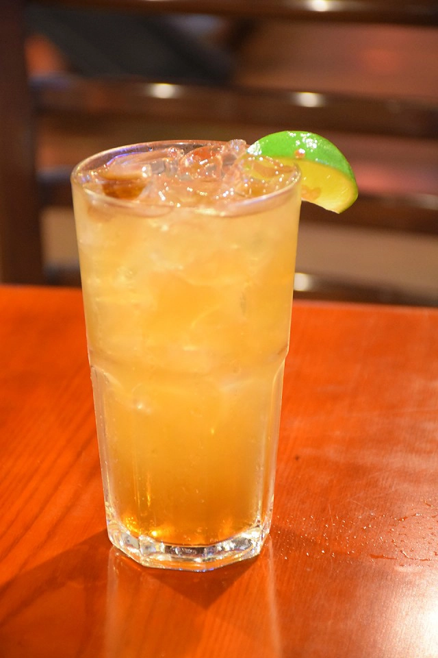  อร่อยปักหมุด : Hooters ร้านอาหารและเครื่องดื่มสไตล์อเมริกัน สุขุมวิท 15