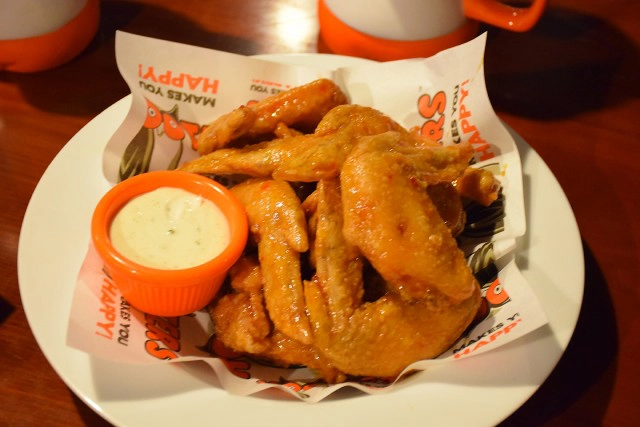  อร่อยปักหมุด : Hooters ร้านอาหารและเครื่องดื่มสไตล์อเมริกัน สุขุมวิท 15