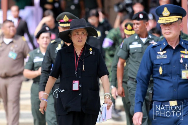 สมเด็จพระเทพฯ เสด็จเยี่ยมรร.ตชด.ยะลา