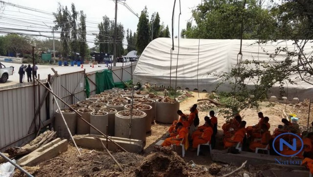 เปิดยุทธวิธี ธรรมกาย 
ป้องกัน การบันทึกภาพสื่อ
"สแลน และไม้ตีพริก"