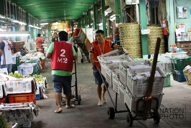 ปากคลองตลาด "ตลาดที่ไม่เคยหลับ"