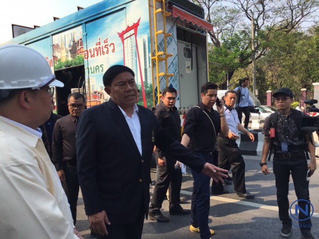 ติดหนึบจริง!
"อัศวิน" ซ้อนวินมอเตอร์ไซค์ 
ตรวจสะพานไทย-เบลเยี่ยม