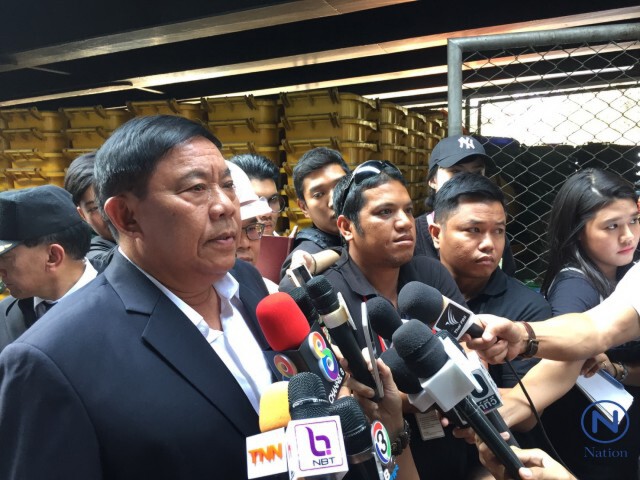 ติดหนึบจริง!
"อัศวิน" ซ้อนวินมอเตอร์ไซค์ 
ตรวจสะพานไทย-เบลเยี่ยม