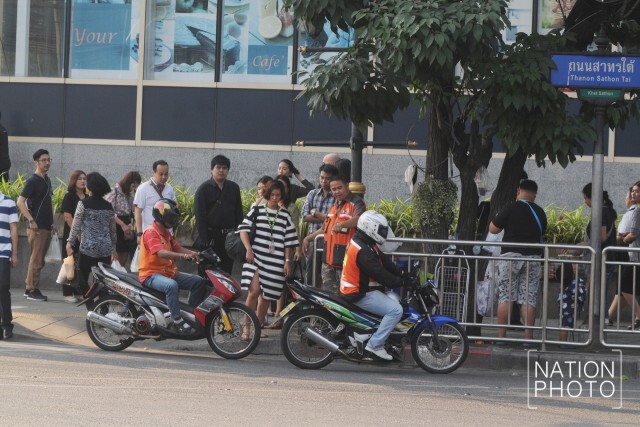 ติดหนักมาก! สภาพภาพการจราจรถนนพระราม4 เช้านี้