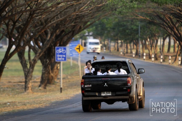อุโมงค์ต้นไม้...ในฤดูกาลแห่งการผลัดใบ