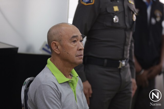 พล.ต.อ. จุมพล มั่นหมาย พบตร.กองปราบ
รับทราบข้อกล่าวหา "รุกป่าทับลาน"