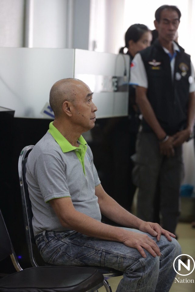 พล.ต.อ. จุมพล มั่นหมาย พบตร.กองปราบ
รับทราบข้อกล่าวหา "รุกป่าทับลาน"