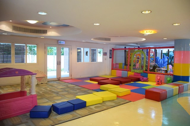 Chic-in  : Novotel Hua Hin Cha Am Beach Hotels & Resorts