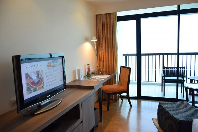 Chic-in  : Novotel Hua Hin Cha Am Beach Hotels & Resorts