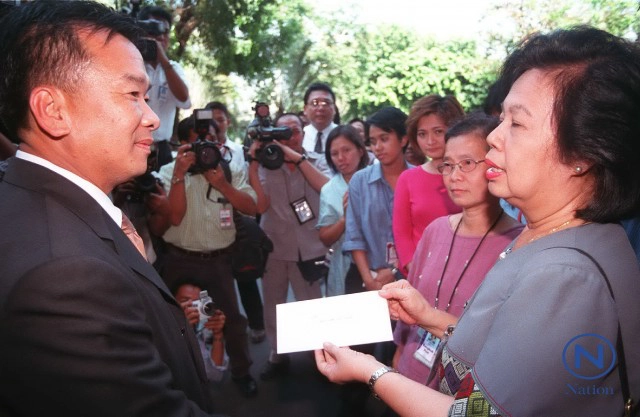 เจ้ยุ-ยุวดี ธัญญศิริ  encyclopedia
นักข่าวประจำทำเนียบฯ ตลอดกาล