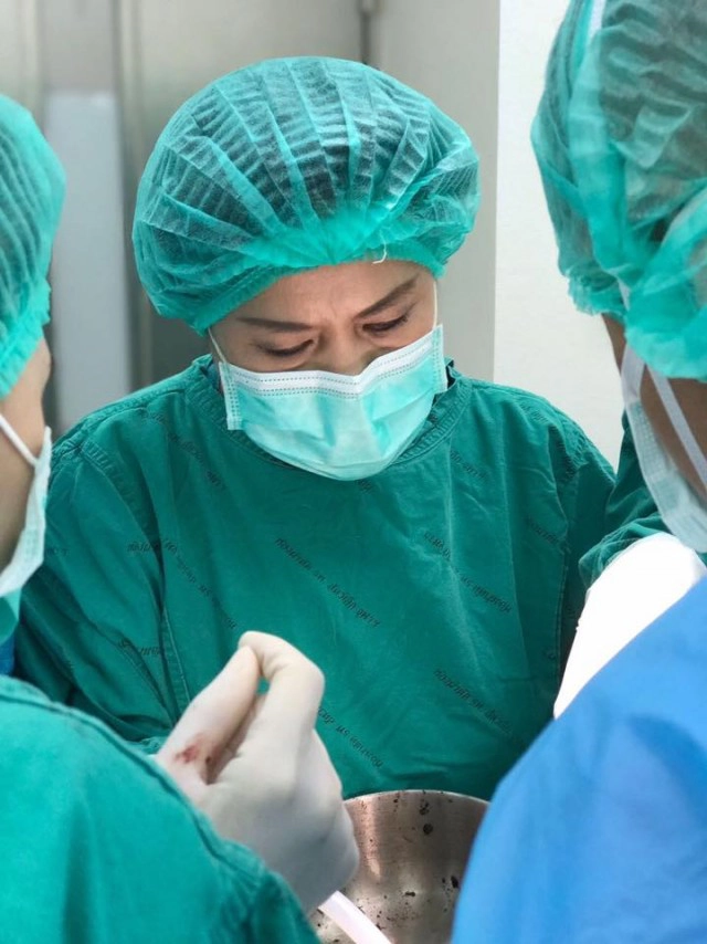 เปิดภาพจากห้องผ่าตัด... จากใจทีมแพทย์ผู้ช่วยชีวิต"เจ้าออมสิน"