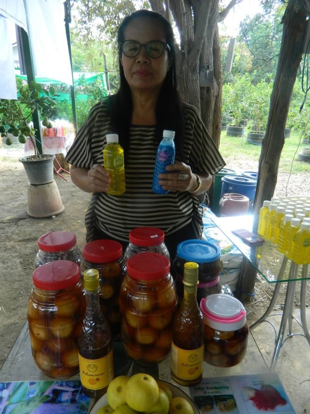 ปลูกมะนาวสไตล์ "จ่าธัมมาภัทร์" 
ขายกิ่ง-ผล-แปรรูป 1 ไร่ ได้ 1 ล้าน!