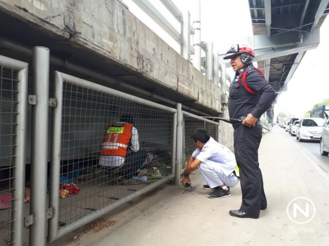 ไฟไหม้ที่นอนคนเร่ร่อนใต้สะพานไทย-ญี่ปุ่น