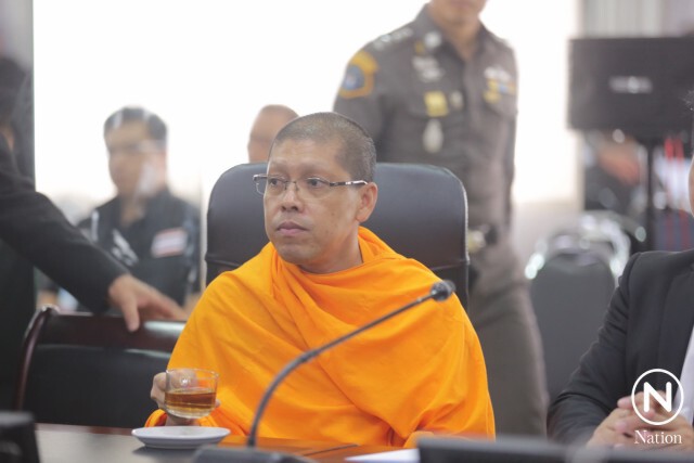 "พระสนิทวงศ์" เข้าพบกองปราบฯแล้ว