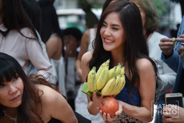 บิ๊กบอสค่ายดีด้า นำทีมนักแสดงบวงสรวงละคร "โซ่เสน่หา" และ "นักรบตาปีศาจ"