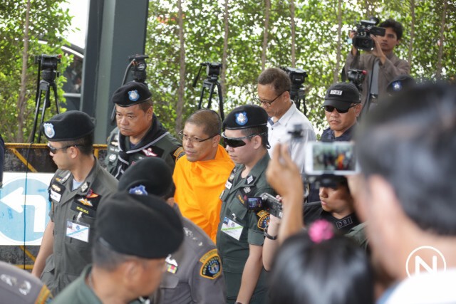 "พระสนิทวงศ์" เข้าพบกองปราบฯแล้ว
