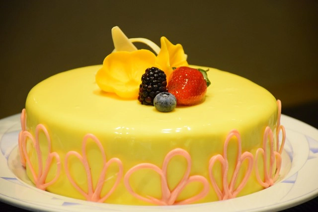 อร่อยปักหมุด : ยกทะเลขึ้นบก อิ่มจัดเต็มเมนูซีฟู้ด ณ ห้องอาหารฟีสท์ โรงแรมรอยัล ออคิด เชอราตัน