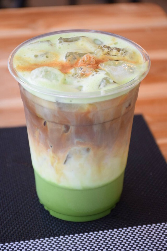 Wellall Cafe  คาเฟ่เก๋ ซอยรามคำแหง 105/1 จากเครือข่ายคนรักสุขภาพ เมนูอร่อยเพื่อสุขภาพ