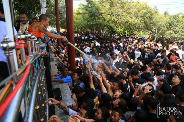 ภาพชุด ไหว้ครูประจำปี"หลวงพ่อเปิ่น