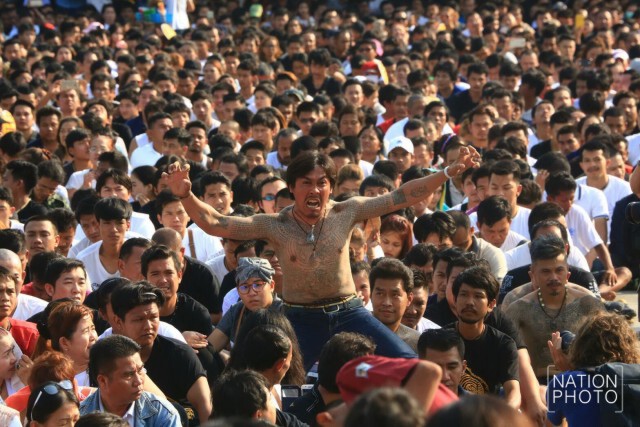 ภาพชุด ไหว้ครูประจำปี"หลวงพ่อเปิ่น