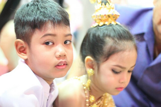 ฮือฮา! จัดงานแต่งแฝดเด็กชาย-หญิง แก้เคล็ด สินสอดเงินสด1ล้าน