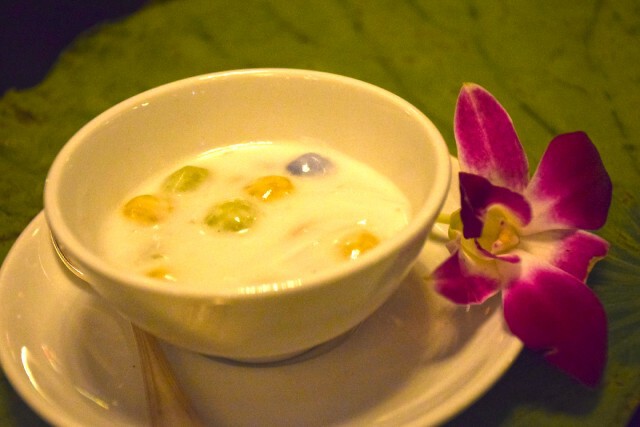 อร่อยปักหมุด : สัมผัสรสชาติอาหารไทยและตลาดริมน้ำ ณ ห้องอาหารไทยศาลาทิพย์ โรงแรมแชงกรี-ลา กรุงเทพฯ