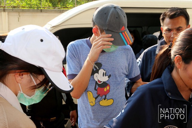ภาพชุด คุมตัว 15 ผู้ต้องหาแก๊งไขควงแทง นศ.ศิลปากร ฝากขังศาลอาญา
