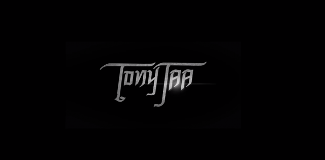 โคตรเซอร์ไพรส์! 
‘จา พนม’ TONY JAA
จับไมค์-ร้องแร็พ ‘ลุยเฮลุย’