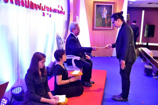 "พลเอกเปรม" มอบทุนนิสิตนักศึกษาศิลปะเพิ่ม หวังเพิ่มคนเก่ง-คนดีให้สังคม