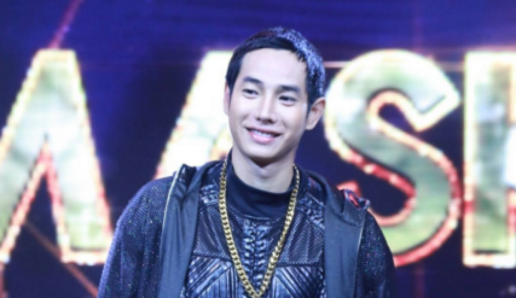"เป๊ก ผลิตโชค" ขอบคุณหน้ากากจิงโจ้ ที่ทำให้ได้ร้องเพลงอีกครั้ง "เป๊ก ผลิตโชค" ขอบคุณหน้ากากจิงโจ้ ที่ทำให้ได้ร้องเพลงอีกครั้ง
