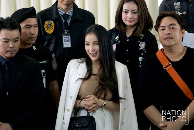 "แพท ณปภา" ยัน!
แจงตร.เรื่องเงินในบัญชี ในฐานะพยาน
ยังไม่มีการตั้งข้อกล่าวหา
