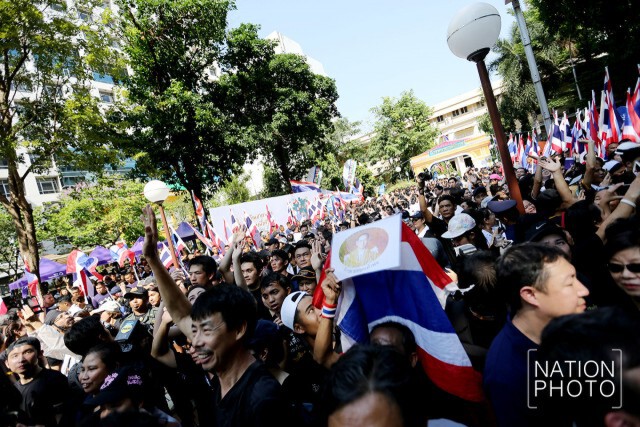 (ภาพชุด) วิ่ง "1 ล้าน 5 แสนก้าว" วิ่งเพื่อชีวิต ถึง รพ.ศิริราชแล้ว
รวมยอดเงินบริจาค 125 ล้านบาท