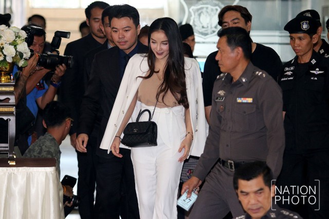 "แพท ณปภา" ยัน!
แจงตร.เรื่องเงินในบัญชี ในฐานะพยาน
ยังไม่มีการตั้งข้อกล่าวหา