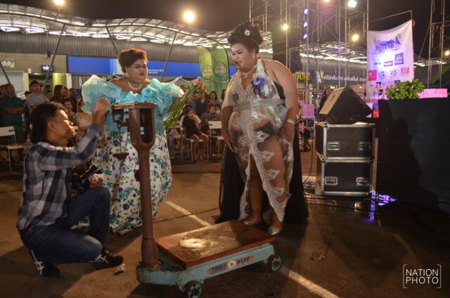 จัดเต็ม! ประกวดธิดาช้างโคราช ชุดเวอร์วังอลังการ