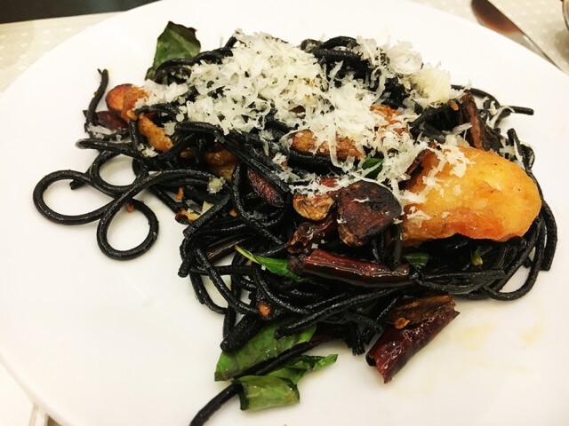 อร่อยปักหมุด : เปิดประสบการณ์ความอร่อยแบบสไตล์เวสเทิร์น กับร้าน "Bluespice&Herbs Terminal21"