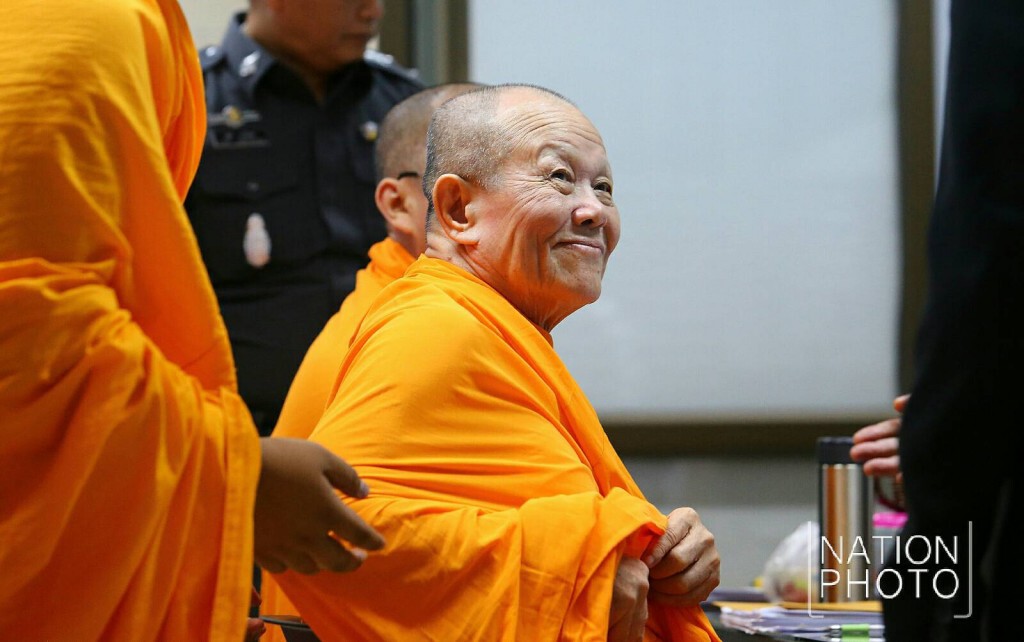 พระทัตตชีโว เข้าพบอัยการรับทราบข้อหา พระทัตตชีโว เข้าพบอัยการรับทราบข้อหา